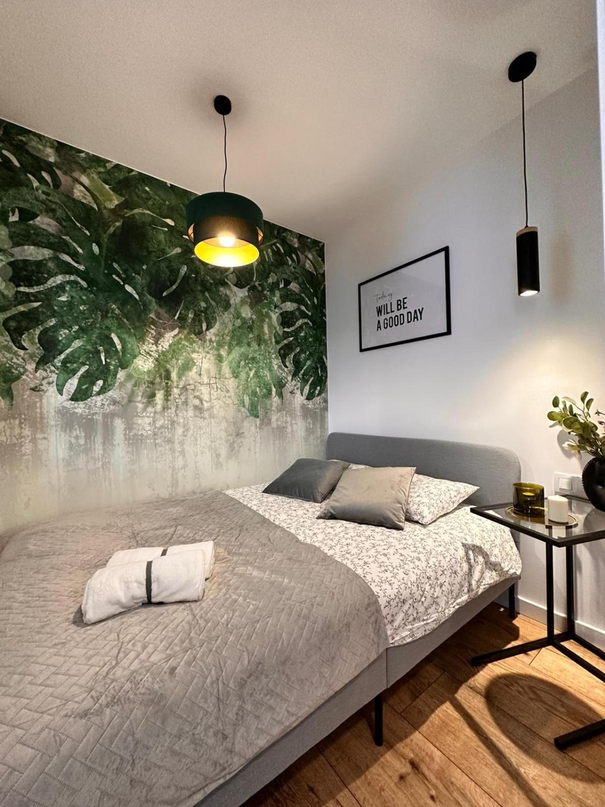 Kosciuszki P R I M E Suites คาโตวีตเซ ภายนอก รูปภาพ