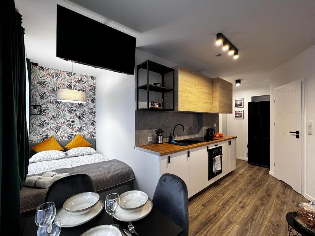 Kosciuszki P R I M E Suites คาโตวีตเซ ภายนอก รูปภาพ
