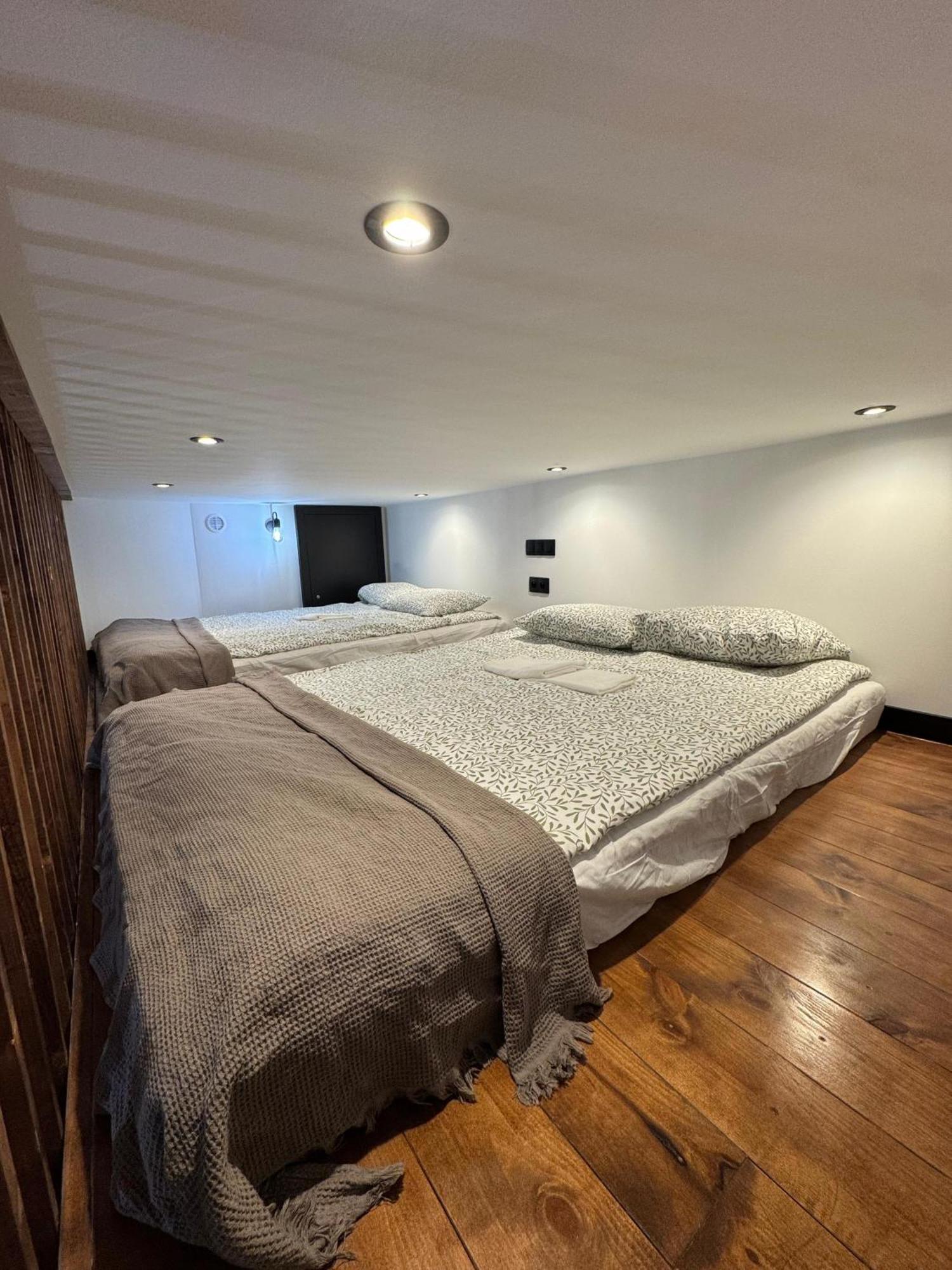 Kosciuszki P R I M E Suites คาโตวีตเซ ภายนอก รูปภาพ