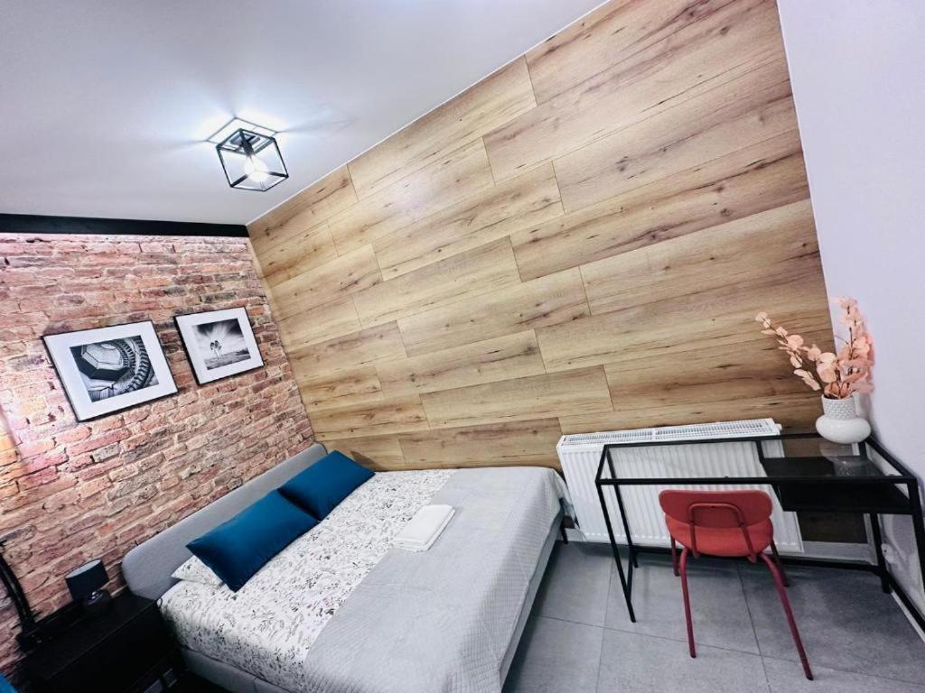 Kosciuszki P R I M E Suites คาโตวีตเซ ภายนอก รูปภาพ