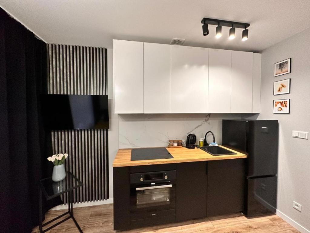 Kosciuszki P R I M E Suites คาโตวีตเซ ภายนอก รูปภาพ
